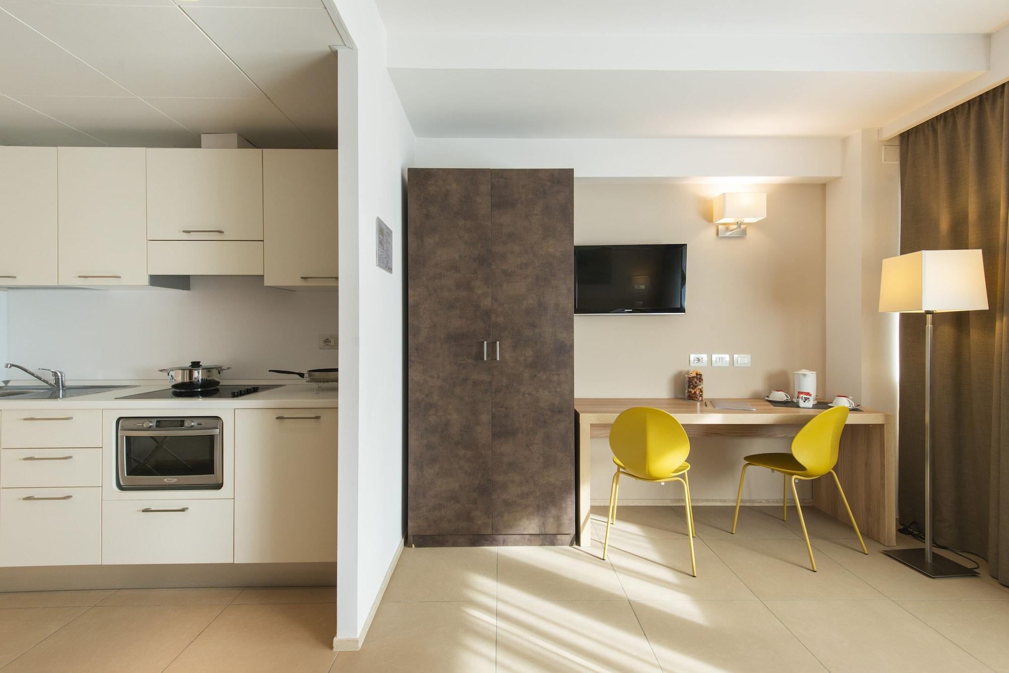 Hotel Dimorae Rooms And Suites - Apartments Civitanova Marche Exterior foto