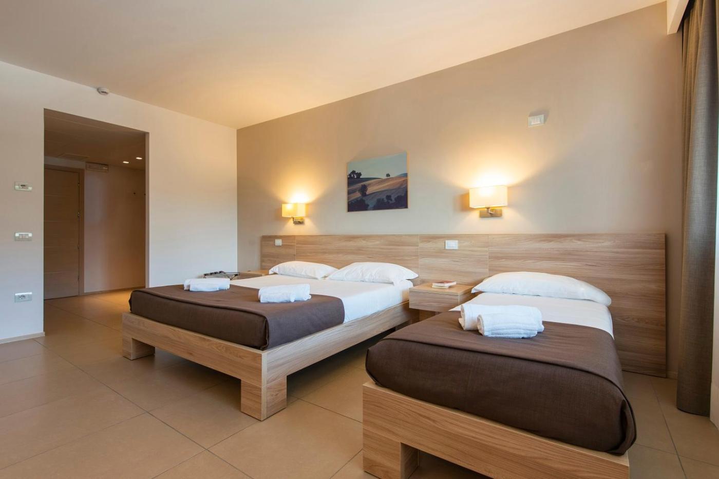 Hotel Dimorae Rooms And Suites - Apartments Civitanova Marche Quarto foto